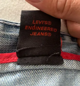 Vaqueros Levi's Engineered Twisted Leg Talla 36 US