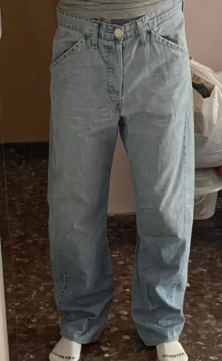 Vaqueros Levi's Engineered Twisted Leg Talla 36 US