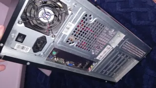 Torre PC Nera e Argento senza componenti