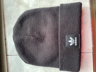 Gorro Adidas Negro