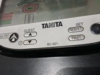 Báscula Tanita BC-601 NO FUNCIONA (piezas/reparar)