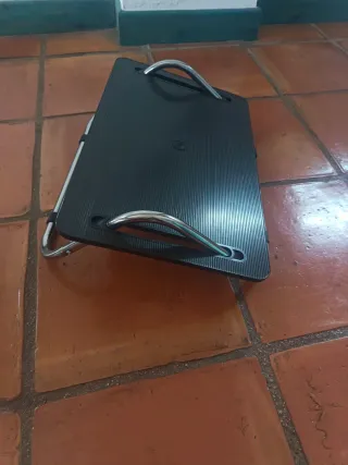 2 Reposapiés Ikea Nuevos. 9 euros unidad