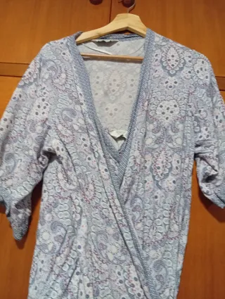 2 camisones con batita azul y rosa.SOLO 3€