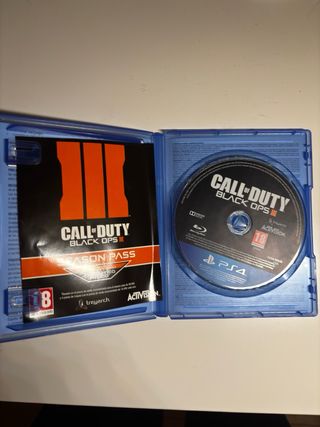 PS4 Pro 1TB Nero + 5 Giochi