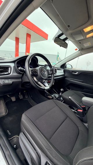 Kia Rio 1.2 Gasolina año 2019
