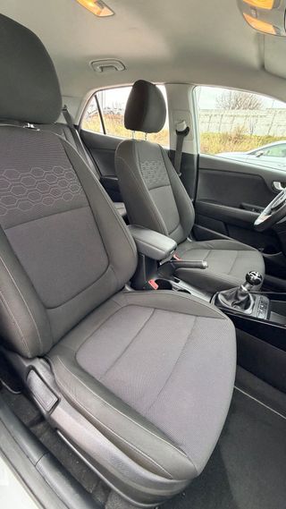 Kia Rio 1.2 Gasolina año 2019