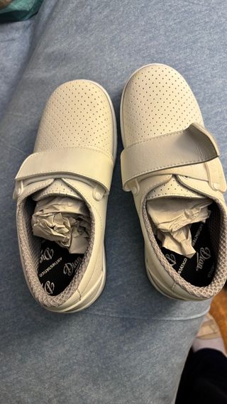 Zuecos blancos talla 38