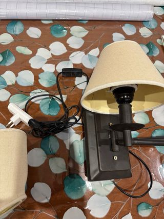 2 Lámparas de Mesa Beige y Amarillas