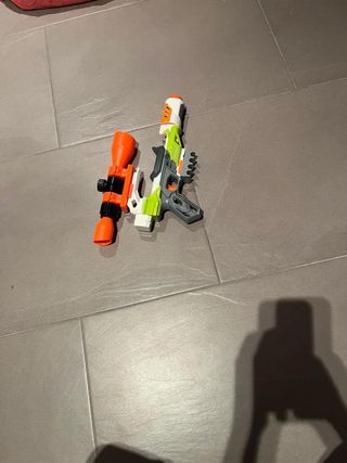 Pistola de Juguete con Bolas