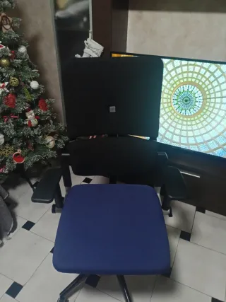 Silla Steelcase Please 3D