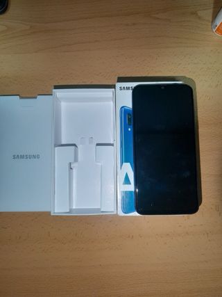 Samsung Galaxy A40 Blu