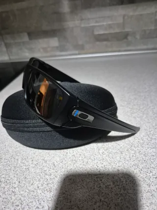 Occhiali da sole Oakley Fuel Cell