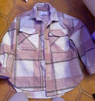 Chaqueta cuadros rosa Stradivarius Talla L