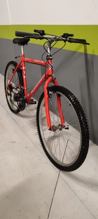 Bicicleta de montaña Klinton Roja