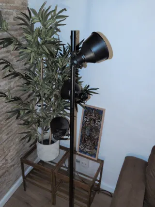 Lámpara de pie moderna Leroy Merlin