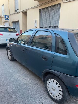 Corsa Club 1.7 di 2002