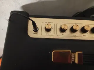 Amplificador Guitarra Marshall origin 20