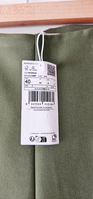Pantalón vestir Mango T.40 verde oliva