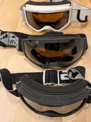 3 paia di occhiali da sci per bambini