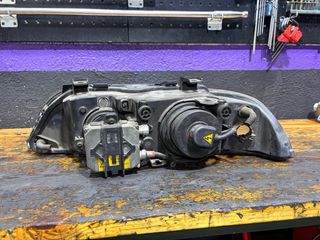 Pareja de faros BMW E39