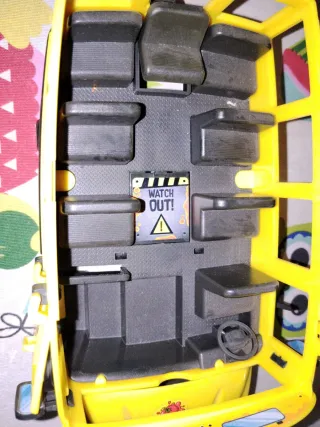 Autobús Escolar Juguete Lucky Bob