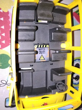 Autobús Escolar Juguete Lucky Bob