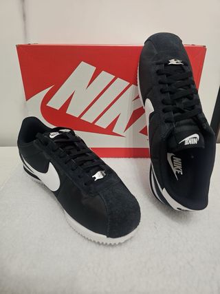 Zapatillas Nike Cortez Negras Blancas