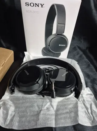 Sony MDR-ZX110 – Auriculares Plegables