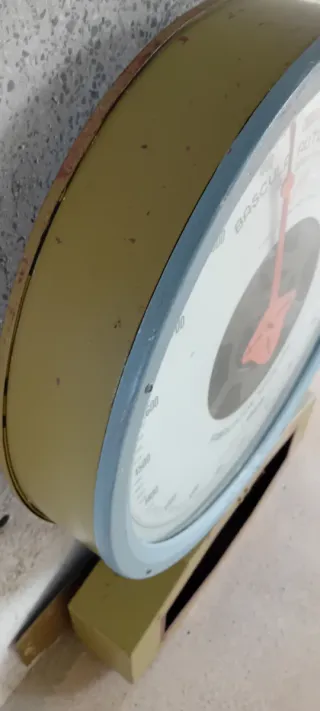 Antigua báscula industrial