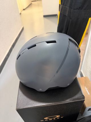 Casco da sci grigio