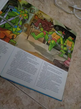 Libro Tortugas Ninja Raphael y los Jais