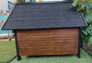 Caseta para perro de madera