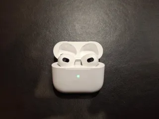 Apple AirPods