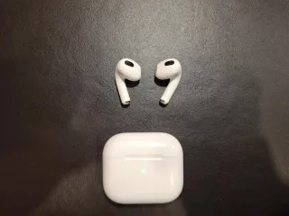 Apple AirPods