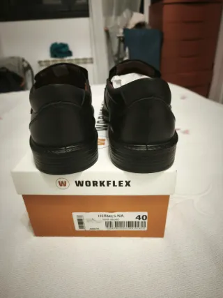 Zapatos Workflex Talla 40, ideales para trabajo