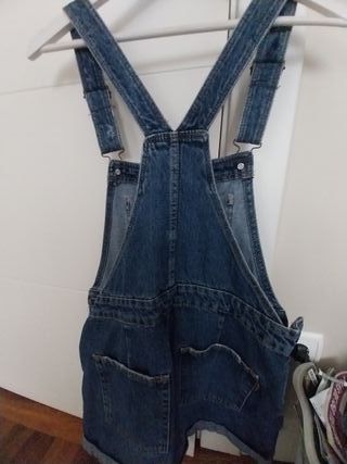 Peto vaquero corto Bershka Talla M