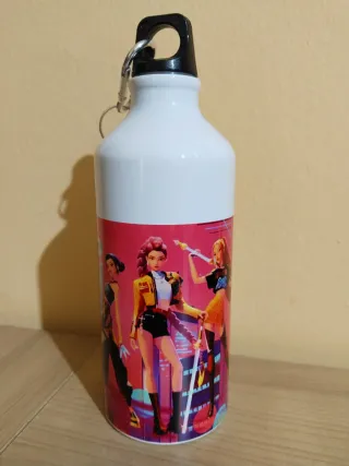 Botella de agua K-POP