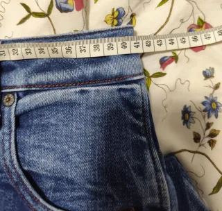 Vaqueros G-Star RAW W30 L32       (159)