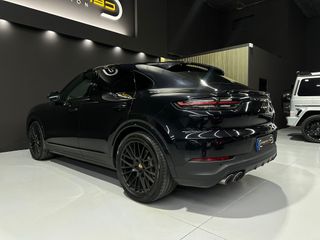 Porsche Cayenne 2021
