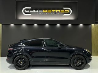 Porsche Cayenne 2021