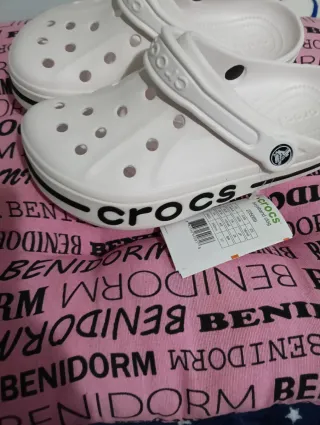 Zuecos Crocs Blancos