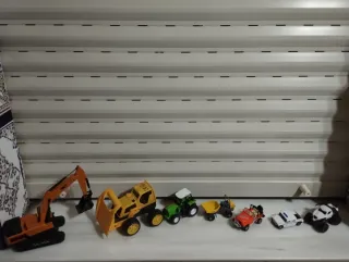 Lote 7 Juguetes: Máquinas y Coches Metálicos,