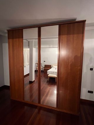 Armario 4 puertas con espejos
