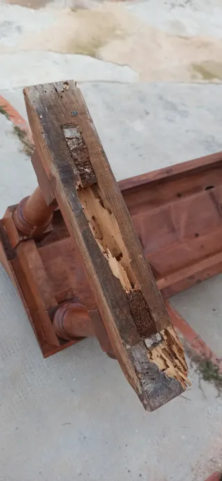 Banco de madera rústico para 4 personas