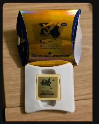 Carta R 4 Gold per Nintendo 3DS