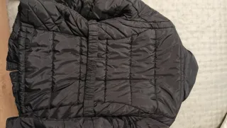 Chaqueta acolchada negra mujer