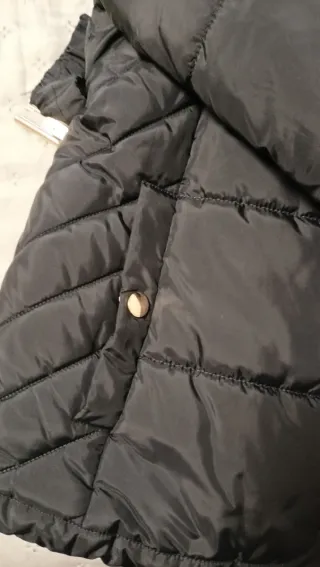 Chaqueta acolchada negra mujer