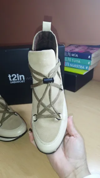 Botines t2in SKOMFORT beige y blanco