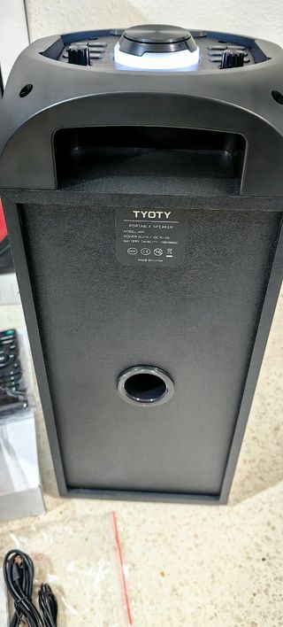 Máquina Karaoke TYOTY LED USB/TF 2 Micrófono