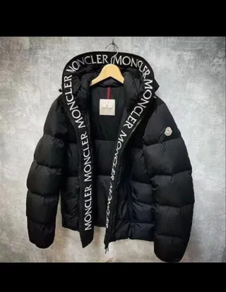 Chaqueta Moncler Negra